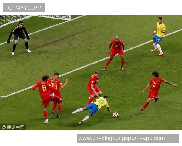 前裁判解析廷伯点球争议:身体接触延续至禁区上半身犯规更易被识别 前裁判解析廷伯点球争议:身体接触延续至禁区上半身犯规更易被识别