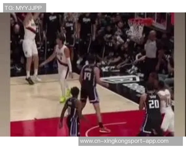 阿夫迪亚助攻杨瀚森三分球精彩瞬间展现默契配合与华丽传球技巧 阿夫迪亚助攻杨瀚森三分球精彩瞬间展现默契配合与华丽传球技巧