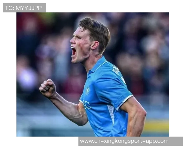 麦克托米奈精彩进球助那不勒斯客场1-0领先埃因霍温展现强大实力