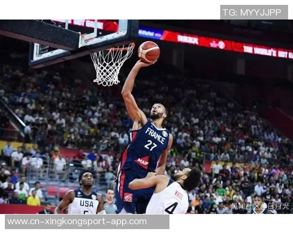 米切尔称赞朗佐组织能力提升三分球进步助力队友得分 米切尔称赞朗佐组织能力提升三分球进步助力队友得分