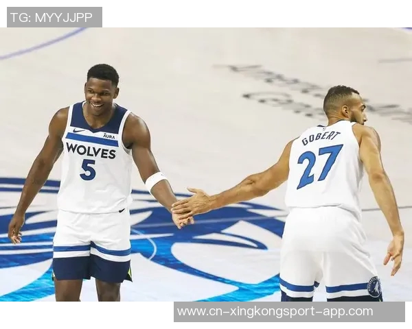 森林狼半场狂胜爵士34分华子与兰德尔仅差一分争夺得分王 森林狼半场狂胜爵士34分华子与兰德尔仅差一分争夺得分王